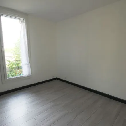 Rent this 2 bed apartment on 21 Rue des Pinsons in 95610 Éragny, France