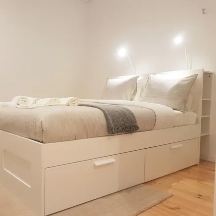 Rent this 2 bed apartment on Rua de Raul Dória in 4000-120 Porto, Portugal