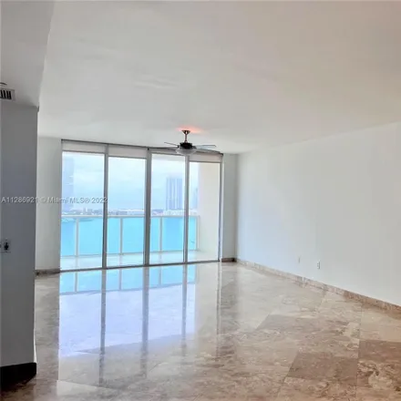 Image 3 - Northeast 190th Street, Aventura, FL 33160, USA - Condo for rent