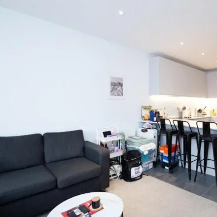 Image 4 - Bury Street, Manchester, Greater Manchester, M3 - Apartment for sale