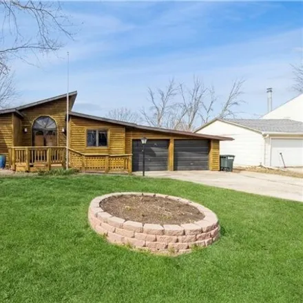 Image 1 - 127 4th Street Northeast, State Center, Marshall County, IA 50247, USA - House for sale