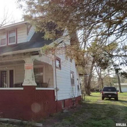 Buy this 3 bed house on 232 Spring Street in Du Quoin, IL 62832