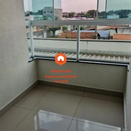 Buy this 3 bed apartment on Rua Castro Alves in Tubalina, Uberlândia - MG