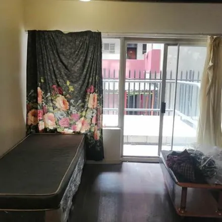 Rent this 1 bed apartment on Sarasota in Jorissen Street, Braamfontein