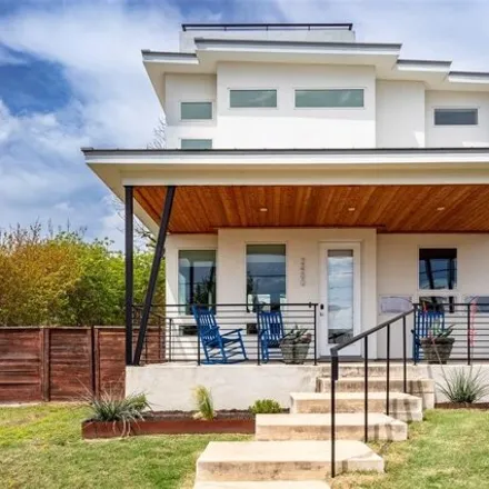 Buy this 3 bed house on 2400 East 8th Street in Austin, TX 78702