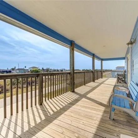 Image 5 - 14112 Miramar Drive, Galveston, TX 77554, USA - House for rent