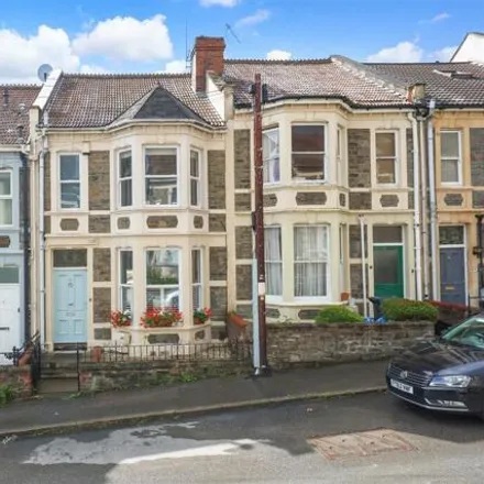 Image 9 - 8 Station Road, Bristol, BS7 9LB, United Kingdom - Townhouse for sale