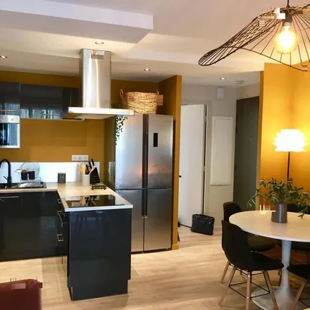 Rent this 1 bed apartment on 6 Rue de l'Hermine in 35000 Rennes, France