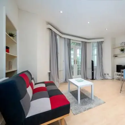 Image 3 - 10 Russell Gardens, London, W14 8EZ, United Kingdom - Apartment for rent