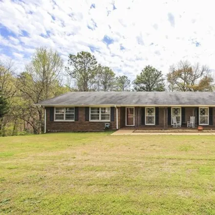 Buy this 3 bed house on 1367 Elizabeth Street in Anniston, AL 36207