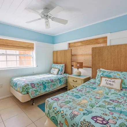 Rent this 2 bed house on Anna Maria