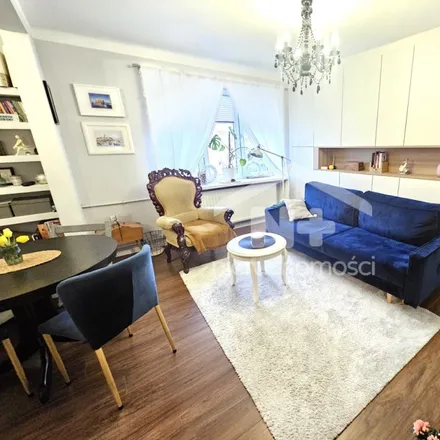 Buy this 3 bed apartment on Uśmiech Heleny in Emanuela Ringelbluma 2, 01-410 Warsaw