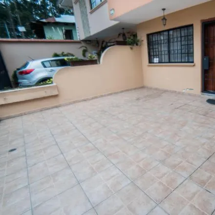 Image 1 - Mundo Animal, Fernando De Rojas, 000000, Cuenca, Ecuador - House for sale