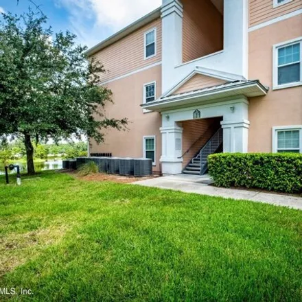 Rent this 3 bed condo on 4920 Key Lime Drive in Jacksonville, FL 32256