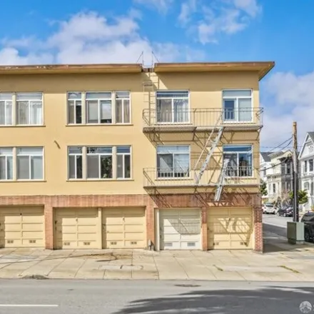 Buy this 8 bed house on 201 27th Street in San Francisco, CA 94114