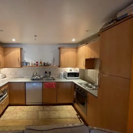 Image 1 - Opal House, Agate Close, London, NW10 7FB, United Kingdom - Room for rent
