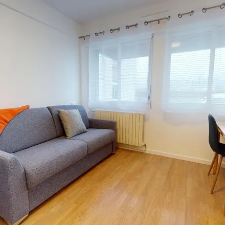 Rent this 1 bed apartment on 10 Avenue Rhin et Danube in 38100 Grenoble, France