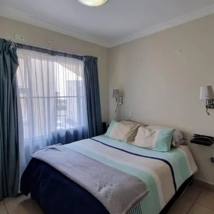 Image 4 - Queen Elizabeth Road, Uvongo, Hibiscus Coast Local Municipality, 4270, South Africa - Apartment for rent