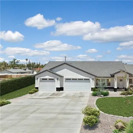 Buy this 3 bed house on 20642 Nisqually Road in Apple Valley, CA 92308