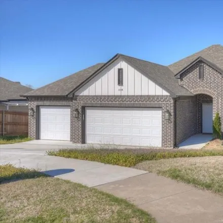 Buy this 3 bed house on unnamed road in Broken Arrow, OK 74102