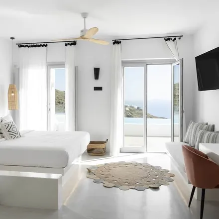 Rent this 5 bed house on Mykonos in Kykládon, Greece