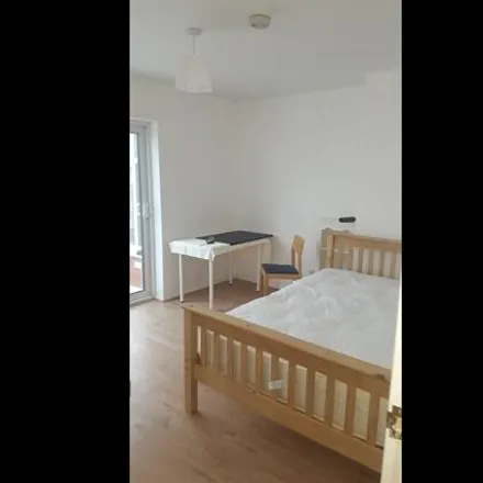 Rent this 5 bed townhouse on 138 Cannon Hill Road in Coventry, CV4 7DF