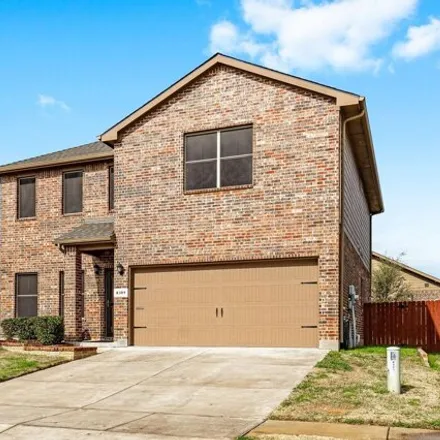 Image 2 - 8281 Winsdor Forest Drive, Fort Worth, TX 76120, USA - House for rent