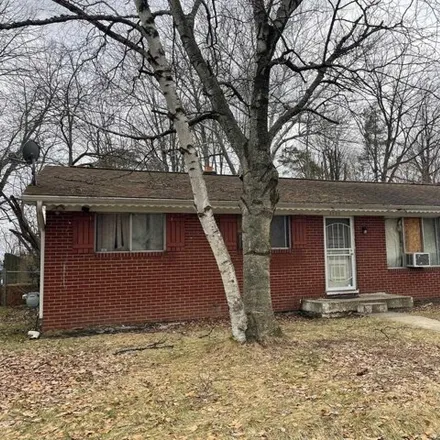 Buy this 3 bed house on 3750 York Drive in Saginaw, MI 48601