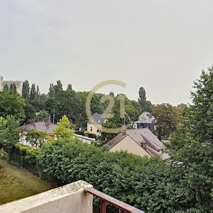 Image 2 - 22 Rue des Collines, 93220 Gagny, France - Apartment for rent