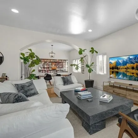 Image 3 - 7647 Boeing Avenue, Los Angeles, CA 90045, USA - House for sale