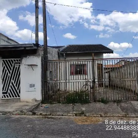 Buy this 2 bed house on PoupaFarma in Rua dos Expedicionários, Centro