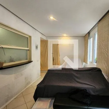 Buy this 3 bed apartment on Detran-RJ in Rua Machado de Assis, Flamengo