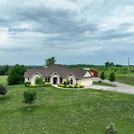 Buy this 5 bed house on 28156 Gailand Road in Pottawatomie County, KS 66536