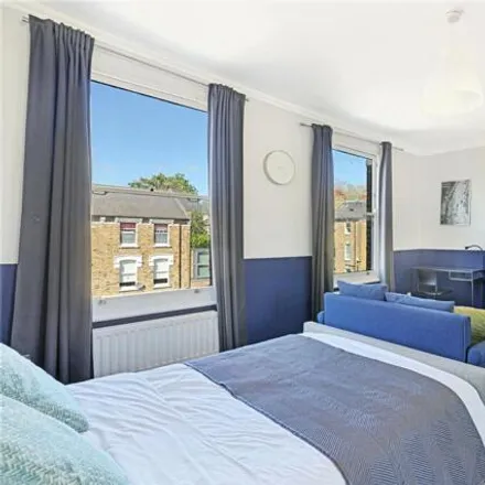 Image 4 - 7 Stradbroke Road, London, N5 2PZ, United Kingdom - Loft for sale