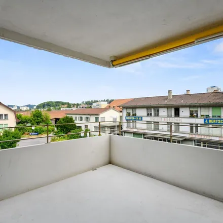 Rent this 3 bed apartment on Rue des Cygnes / Schwanengasse 15 in 2503 Biel/Bienne, Switzerland