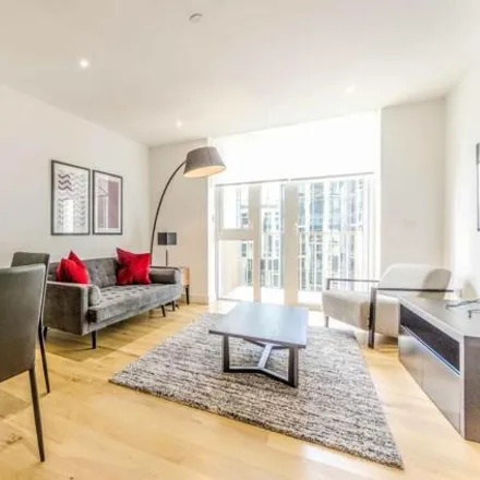 Image 5 - Admiralty House, 150 Vaughan Way, London, E1W 2AH, United Kingdom - Apartment for sale