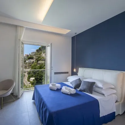Rent this 3 bed house on Amalfi in Lungomare dei Cavalieri di San Giovanni di Gerusalemme, 84011 Pogerola SA