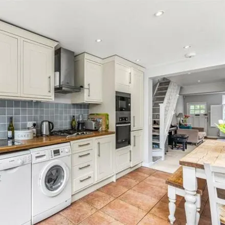 Image 5 - 65 Railway Side, London, SW13 0PQ, United Kingdom - Townhouse for sale