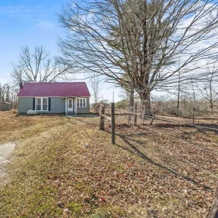 Image 6 - 384 Woodlee Street, Spencer, Van Buren County, TN 38585, USA - House for sale