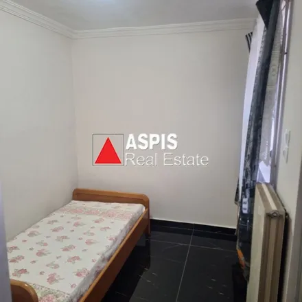 Rent this 2 bed apartment on 9o Δημοτικό Σχολείο Νίκαιας in Κουταΐση, Nikaia