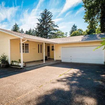 Buy this 3 bed house on 3232 Harlow Road in Eugene, OR 97401