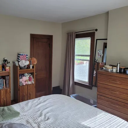 Image 3 - 1337 East Reaney Avenue, Saint Paul, MN 55106, USA - Room for rent