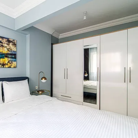 Rent this 1 bed apartment on 34433 Beyoğlu