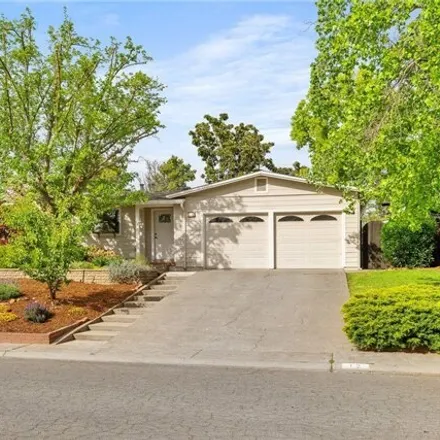 Buy this 3 bed house on 32 Amber Way in Chico, CA 95926