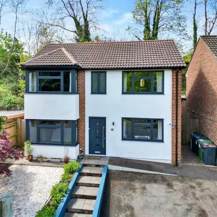 Buy this 3 bed house on Ravensbourne Avenue in Bromley Park, London
