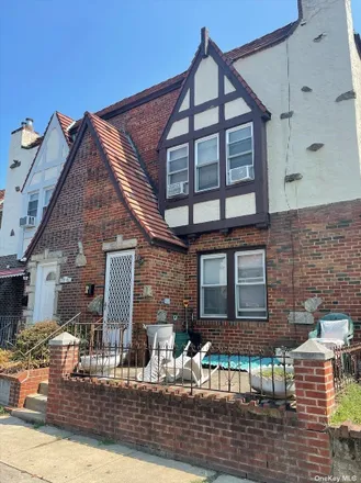 Buy this 3 bed house on 178-44 Leslie Road in New York, NY 11434