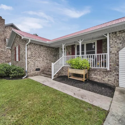 Buy this 4 bed house on 111 Essex Avenue in Willowbrook, Berkeley County