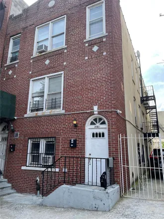 Buy this 1studio townhouse on 2091 Davidson Avenue in New York, NY 10453