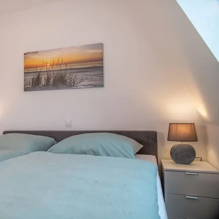 Rent this 2 bed duplex on Seeburger Weg 14 in 26409 Wittmund, Germany