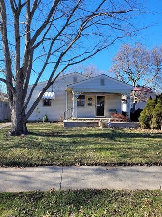 Rent this 2 bed house on S 4th Ave in Beech Grove, IN